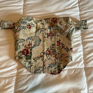 Fashion nova corset xs